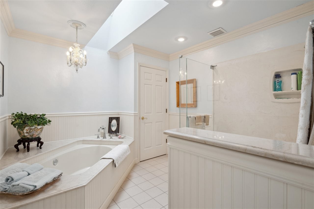 525 Indian Road Southeast Cedar Rapids, IA 52403 - Photo 21 of 43 Gallery Image 21