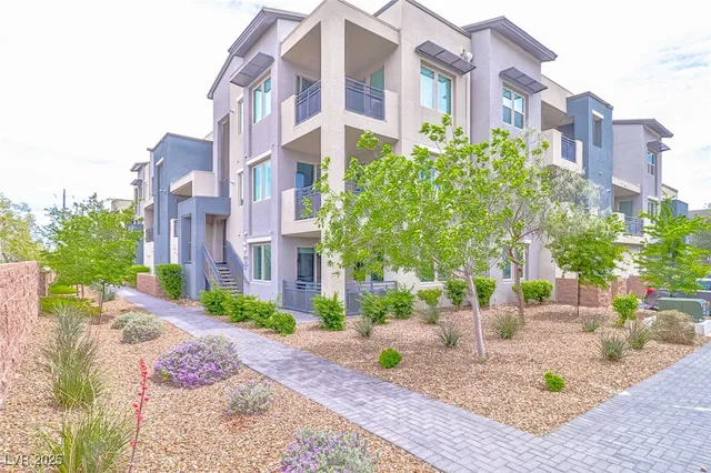 $2,095 | 11290 Hidden Peak Avenue, Unit 208, Las Vegas, NV 89135