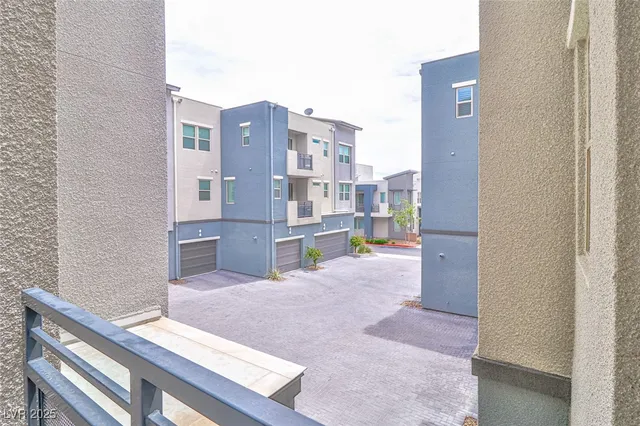 $2,095 | 11290 Hidden Peak Avenue, Unit 208, Las Vegas, NV 89135