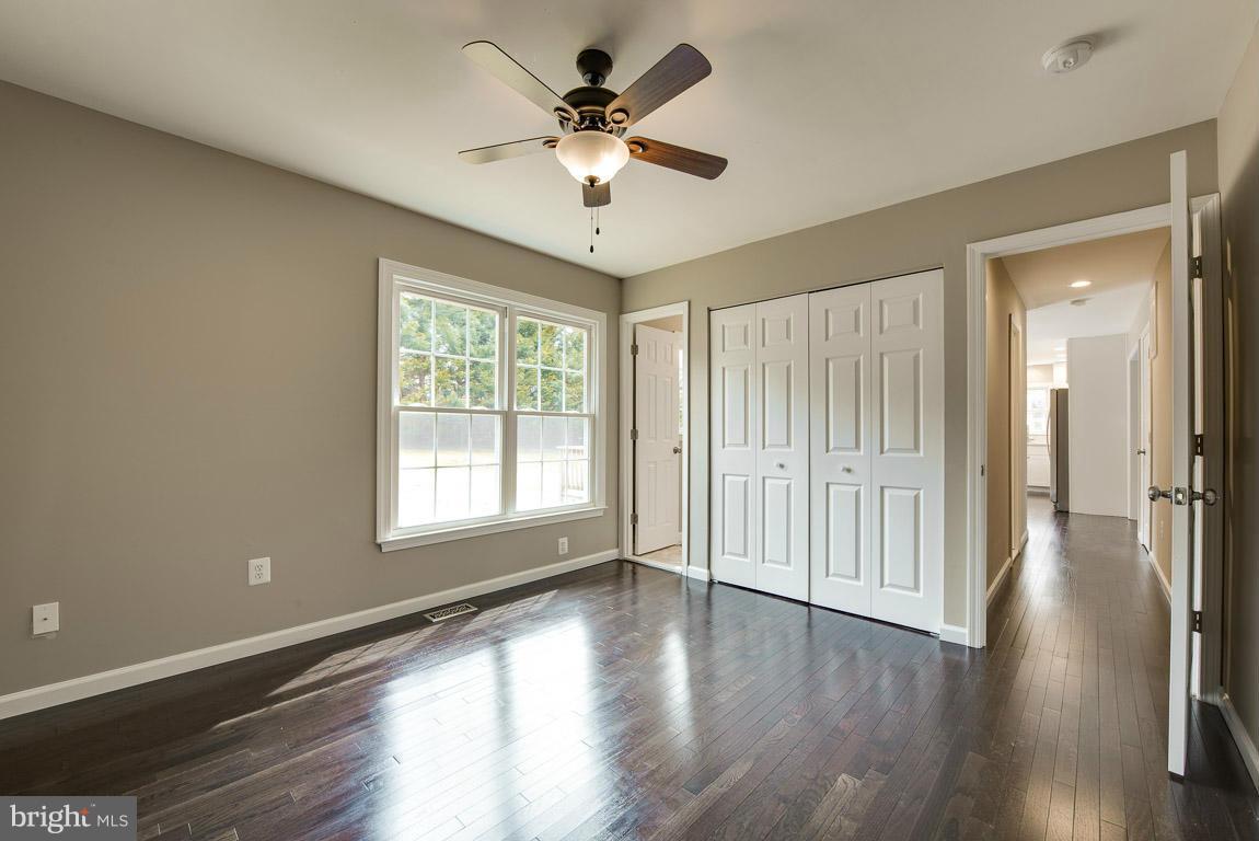 4315 Ridgeway Terrace Prince Frederick, MD 20678 - Photo 11 of 30 Bedroom (Master)