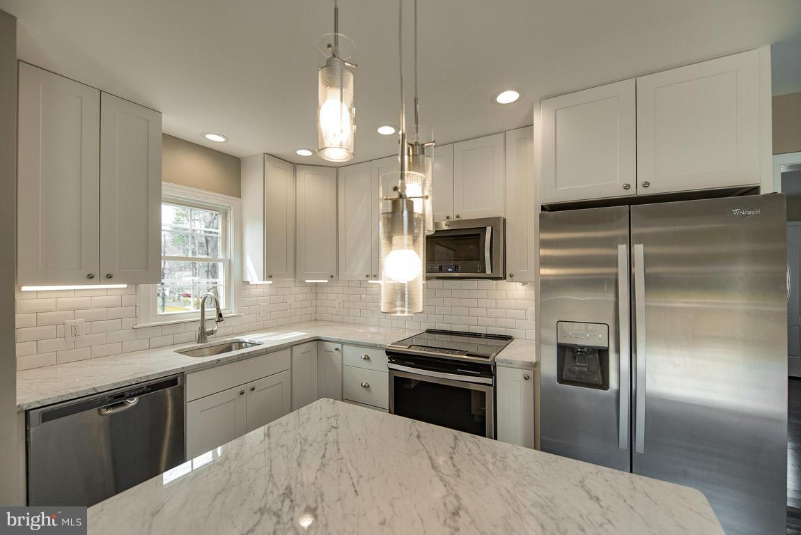 4315 Ridgeway Terrace Prince Frederick, MD 20678 - Photo 9 of 30 Kitchen