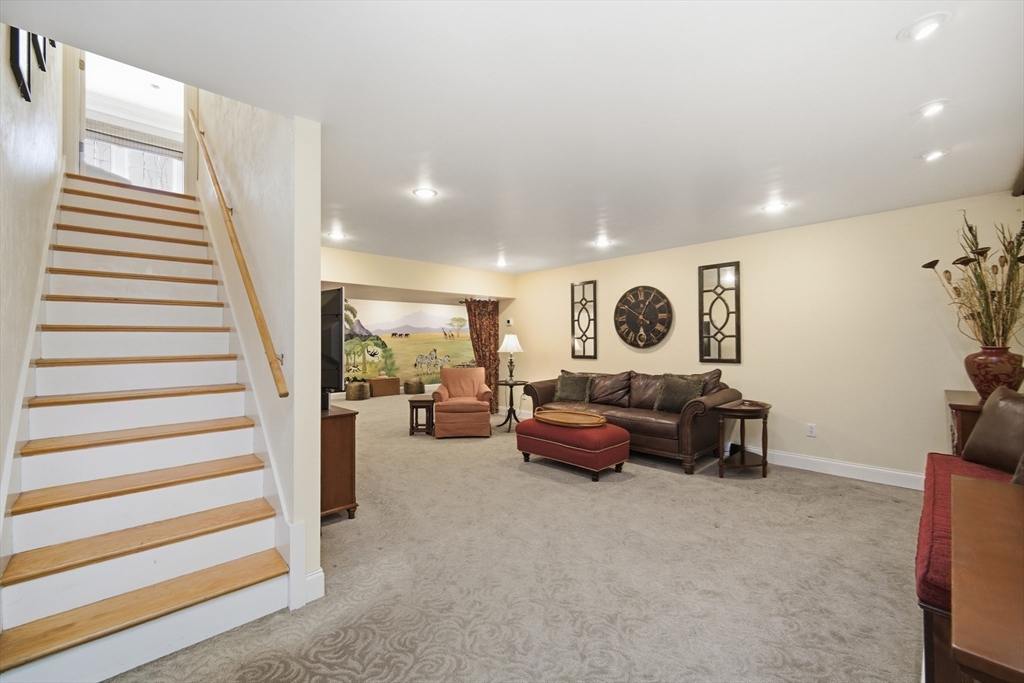 125 Hudson Road Sudbury, MA 01776 - Photo 28 of 41