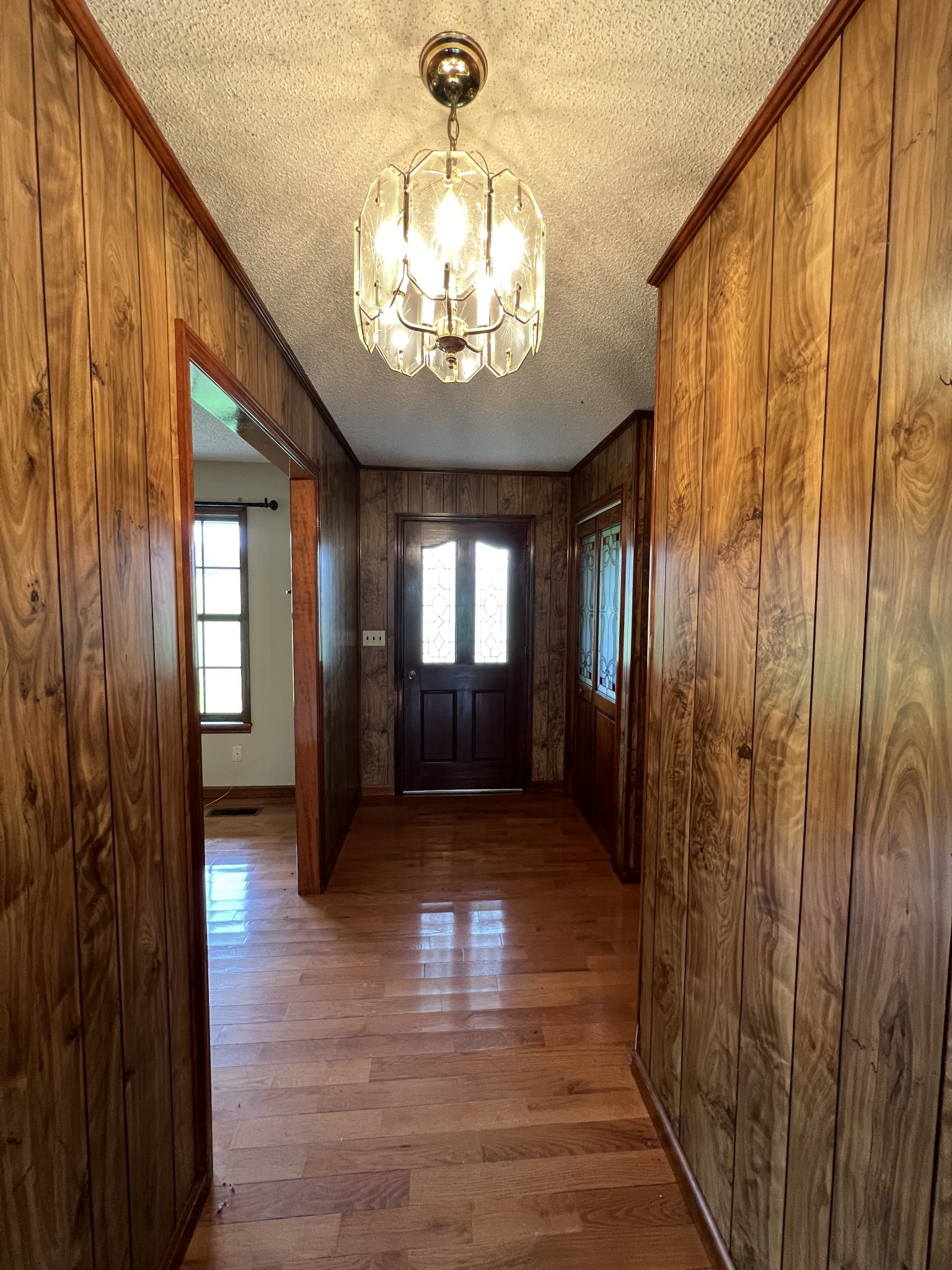 13254 Galen Road Lafayette, TN 37083 - Photo 12 of 19 a view of gallery with windows
