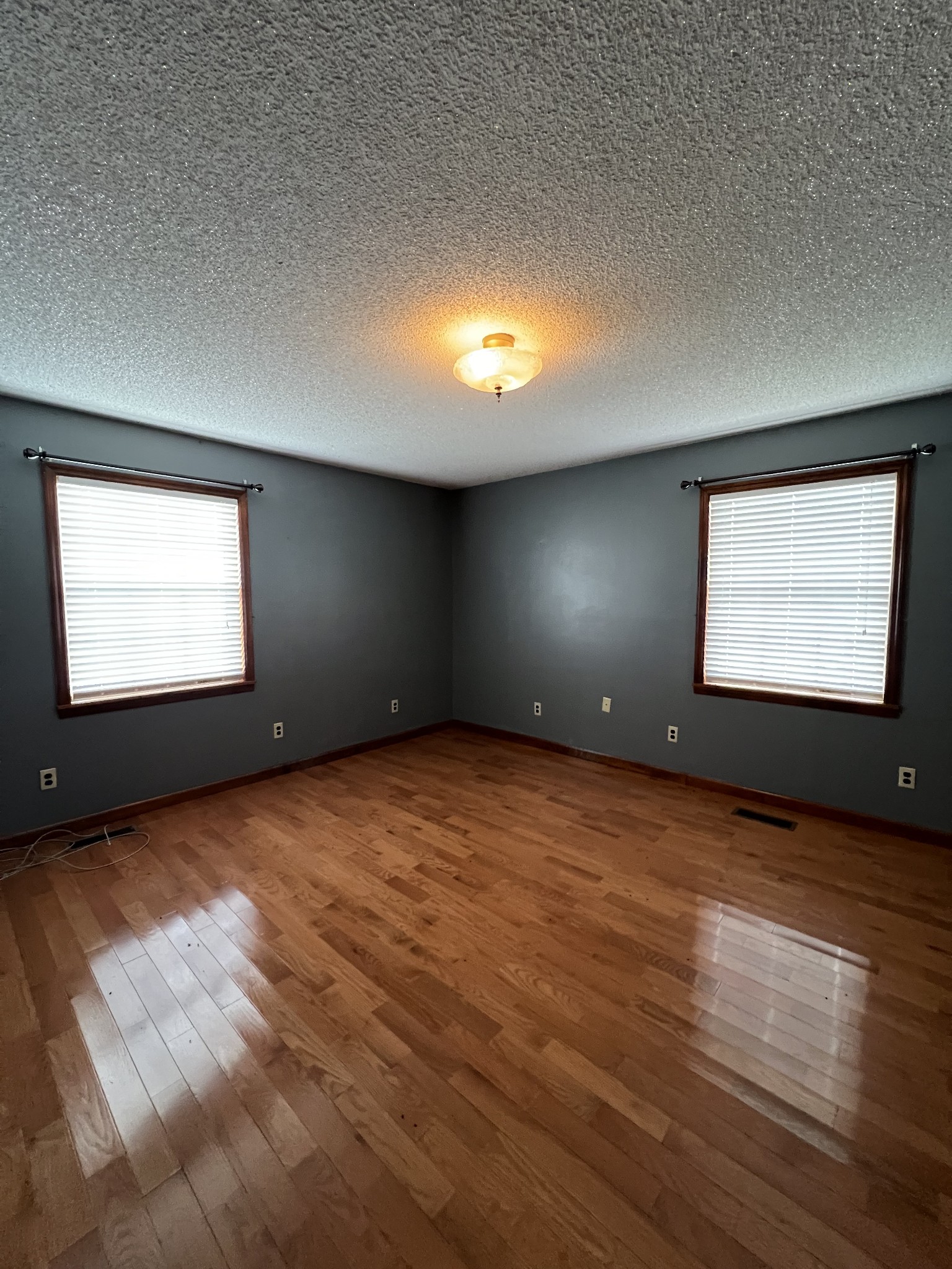 13254 Galen Road Lafayette, TN 37083 - Photo 16 of 19 an empty room with windows