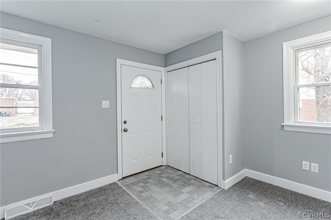 5613 Germain Road Richmond, VA 23224 - Photo 3 of 36 New Paint and Carpet Throughout