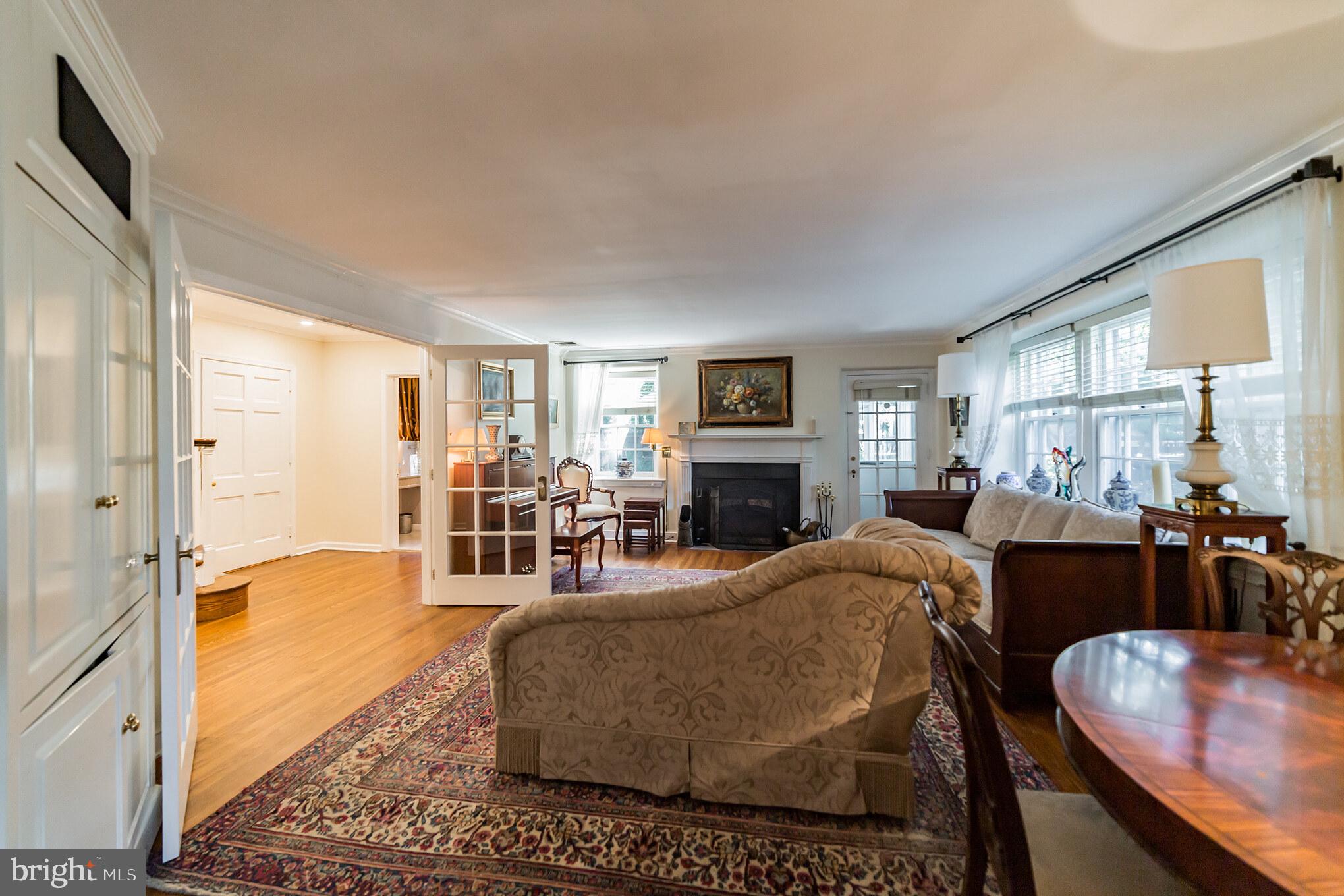 1502 Flat Rock Road Penn Valley, PA 19072 - Photo 3 of 28 Living Room