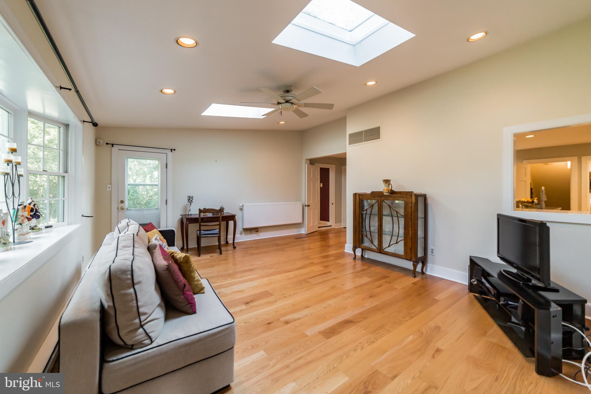 1502 Flat Rock Road Penn Valley, PA 19072 - Photo 7 of 28 Family Room