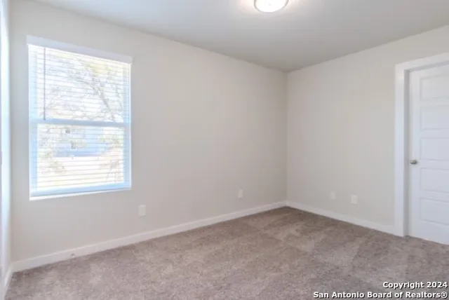 $1,495 | 127 Damon Divide, San Antonio, TX 78253