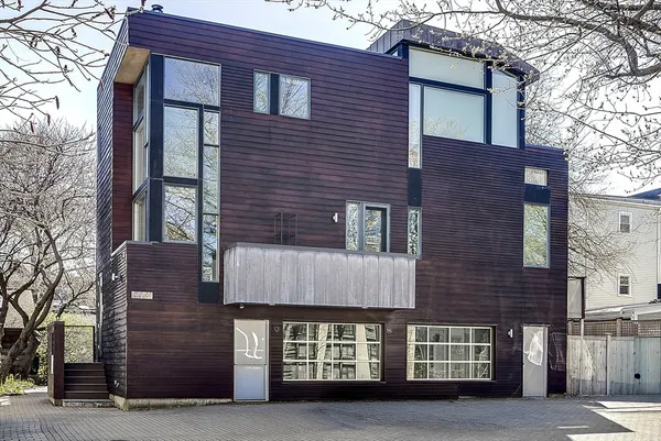 $1,950,000 | 8 Valentine Street, Unit 8, Cambridge, MA 02139