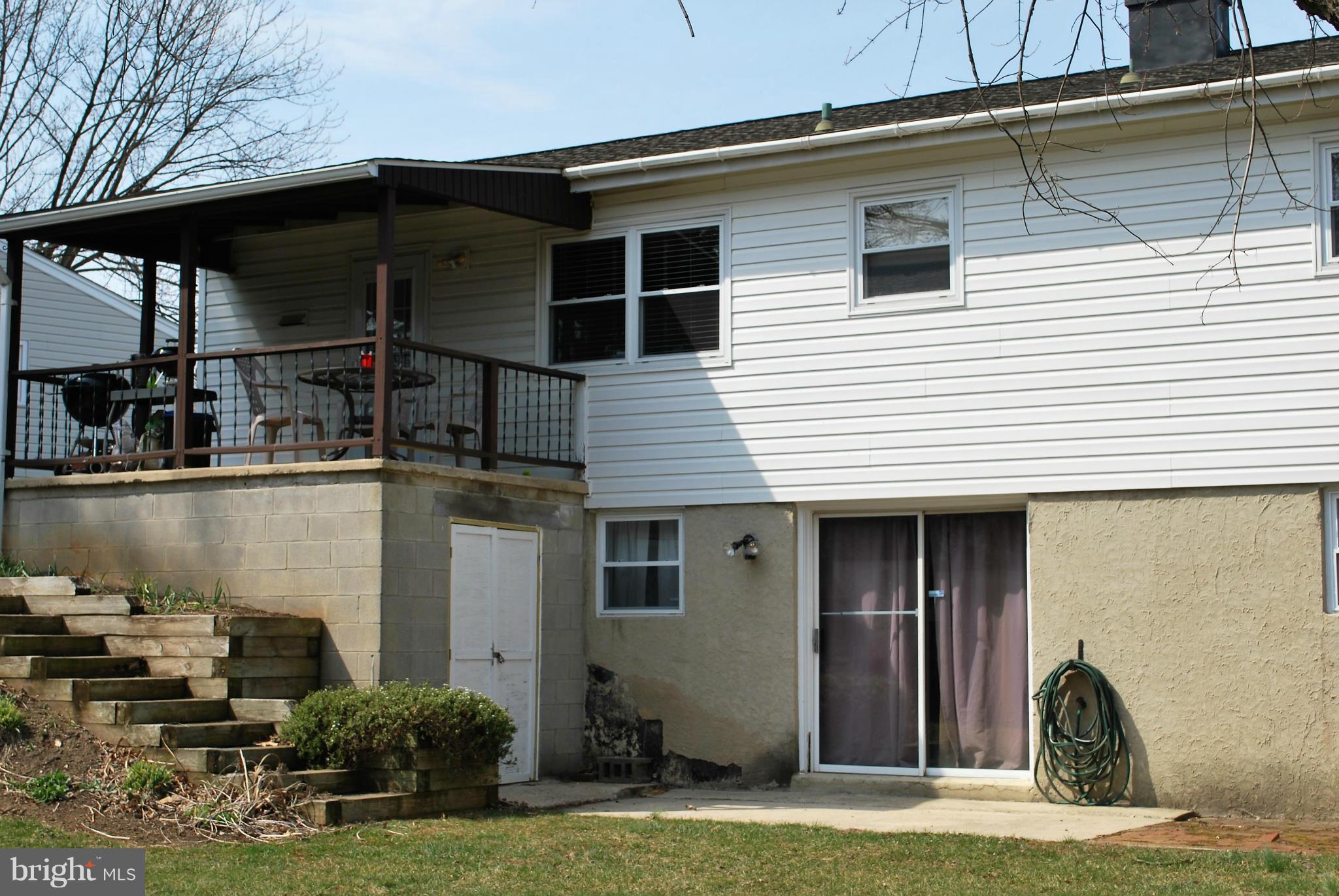 1215 Redcliffe Road Catonsville, MD 21228 - Photo 19 of 21 Exterior (Rear)