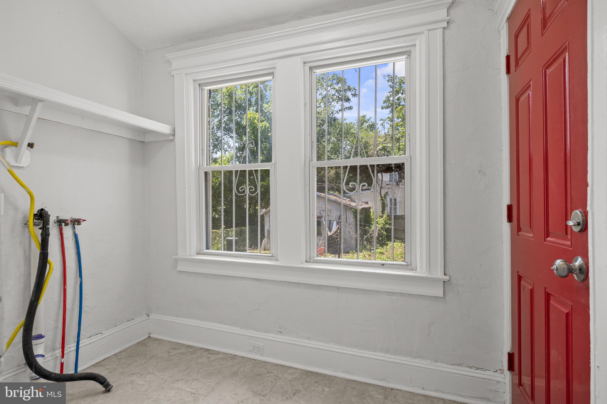 2022 Madison Street Chester, PA 19013 - Photo 15 of 29