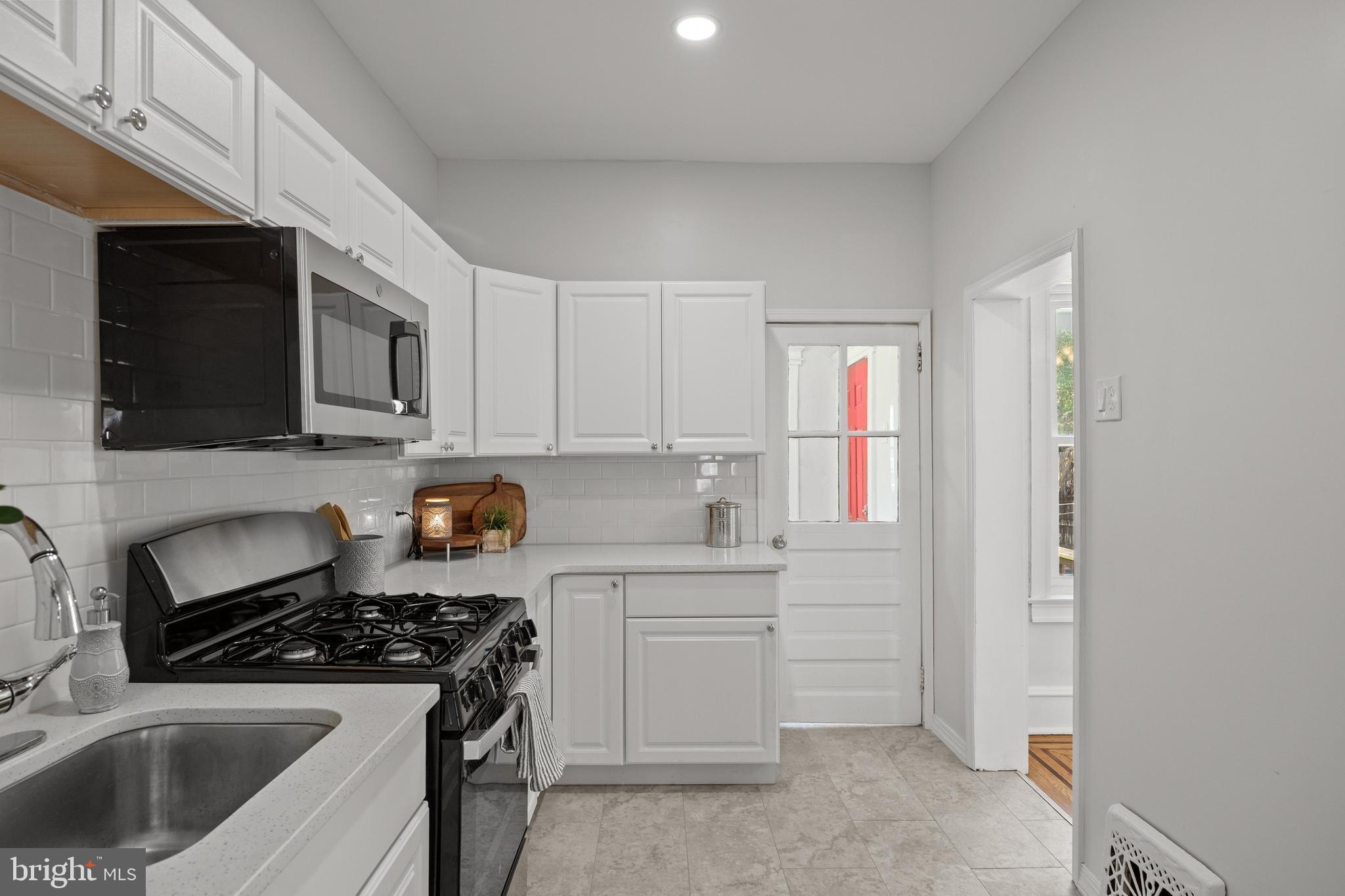 2022 Madison Street Chester, PA 19013 - Photo 10 of 29