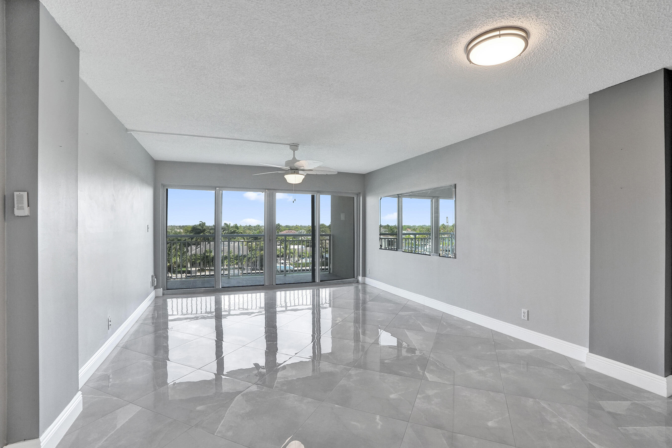 2611 North Riverside Drive, Unit 604 Pompano Beach, FL 33062 - Photo 13 of 72 DSC07815
