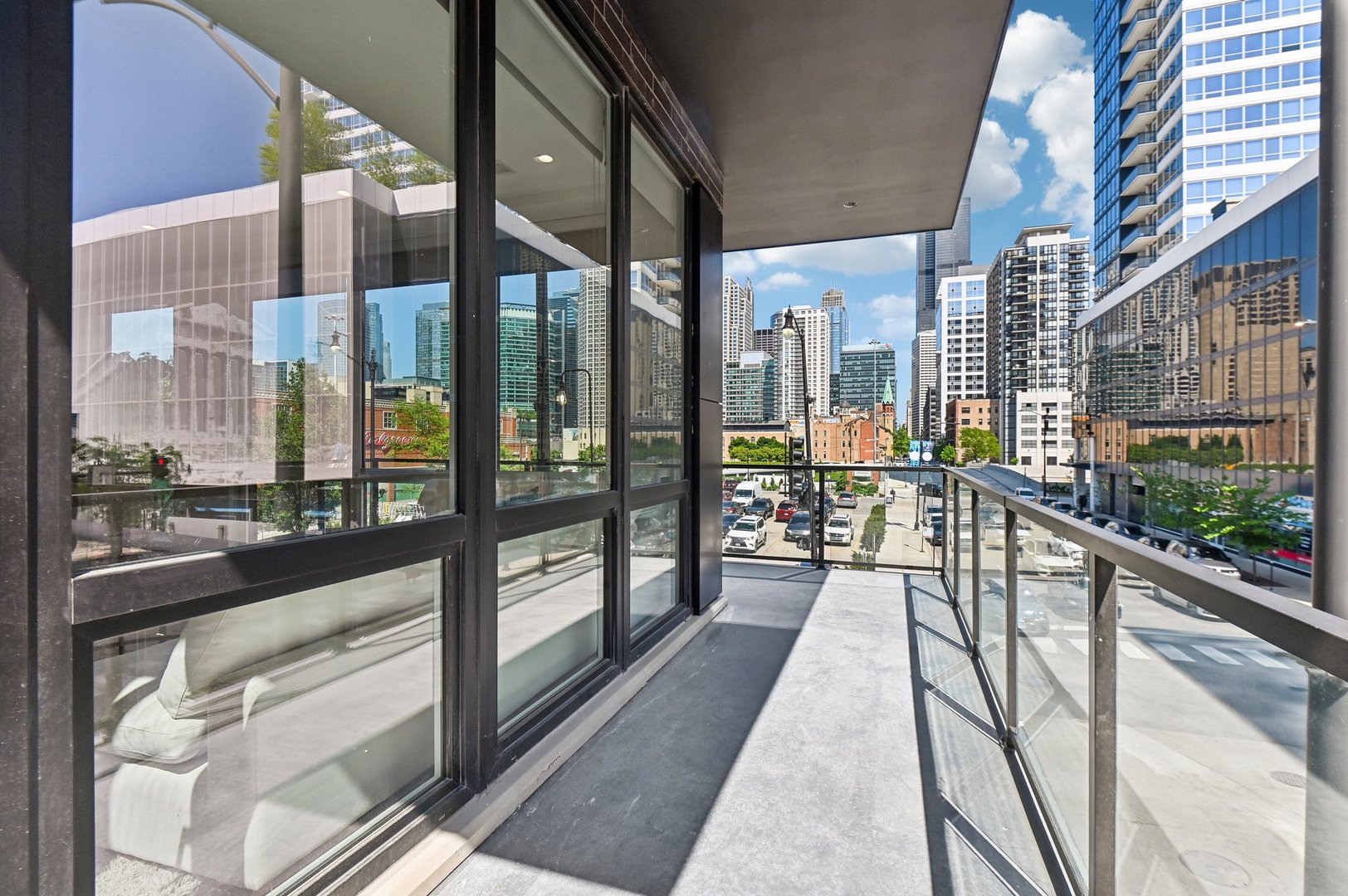 812 West Adams Street, Unit 613 Chicago, IL 60607 - Photo 25 of 32 a view of balcony with a lot of potted plants