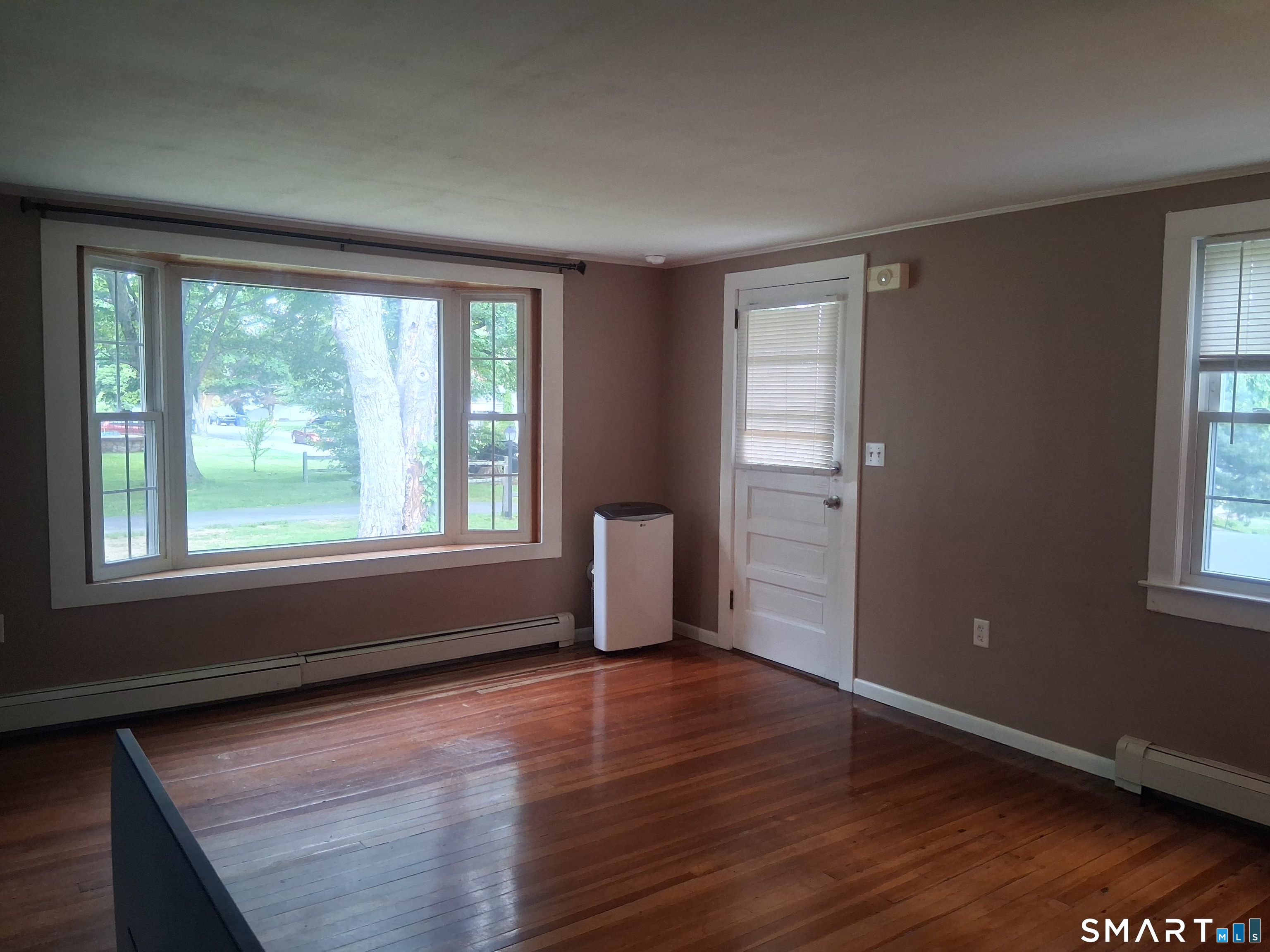 17 Ballou Road Branford, CT 06405 - Photo 7 of 18