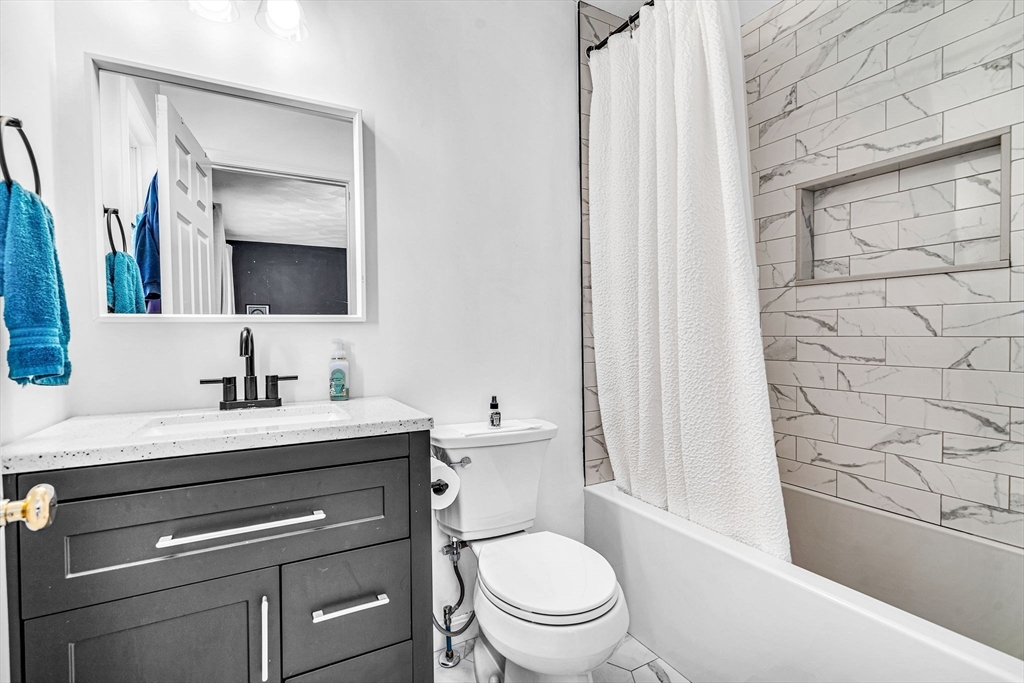 555 Main Street, Unit 8 Woburn, MA 01801 - Photo 16 of 19