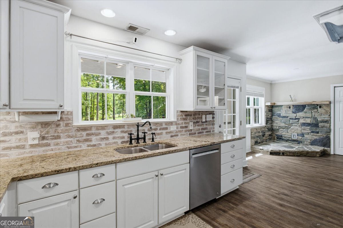 267 Joe Cox Road Sharpsburg, GA 30277 - Photo 15 of 83