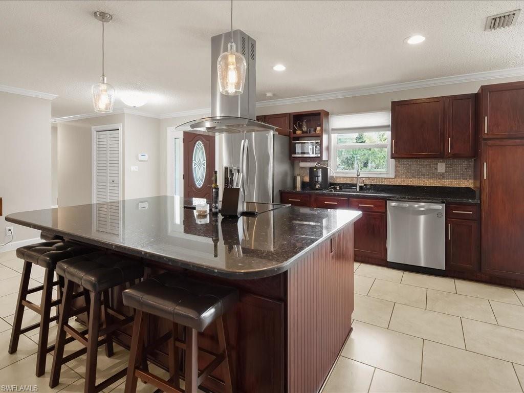 5272 Myrtle Lane Naples, FL 34113 - Photo 5 of 30