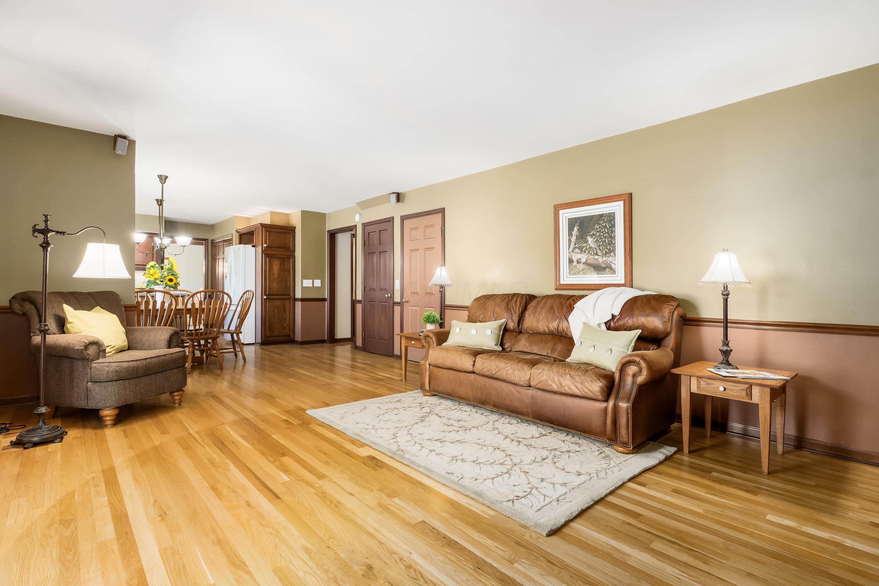 268 South Spring Road Westerville, OH 43081 - Photo 8 of 65 S_-_268_S_Spring_Rd_-_065