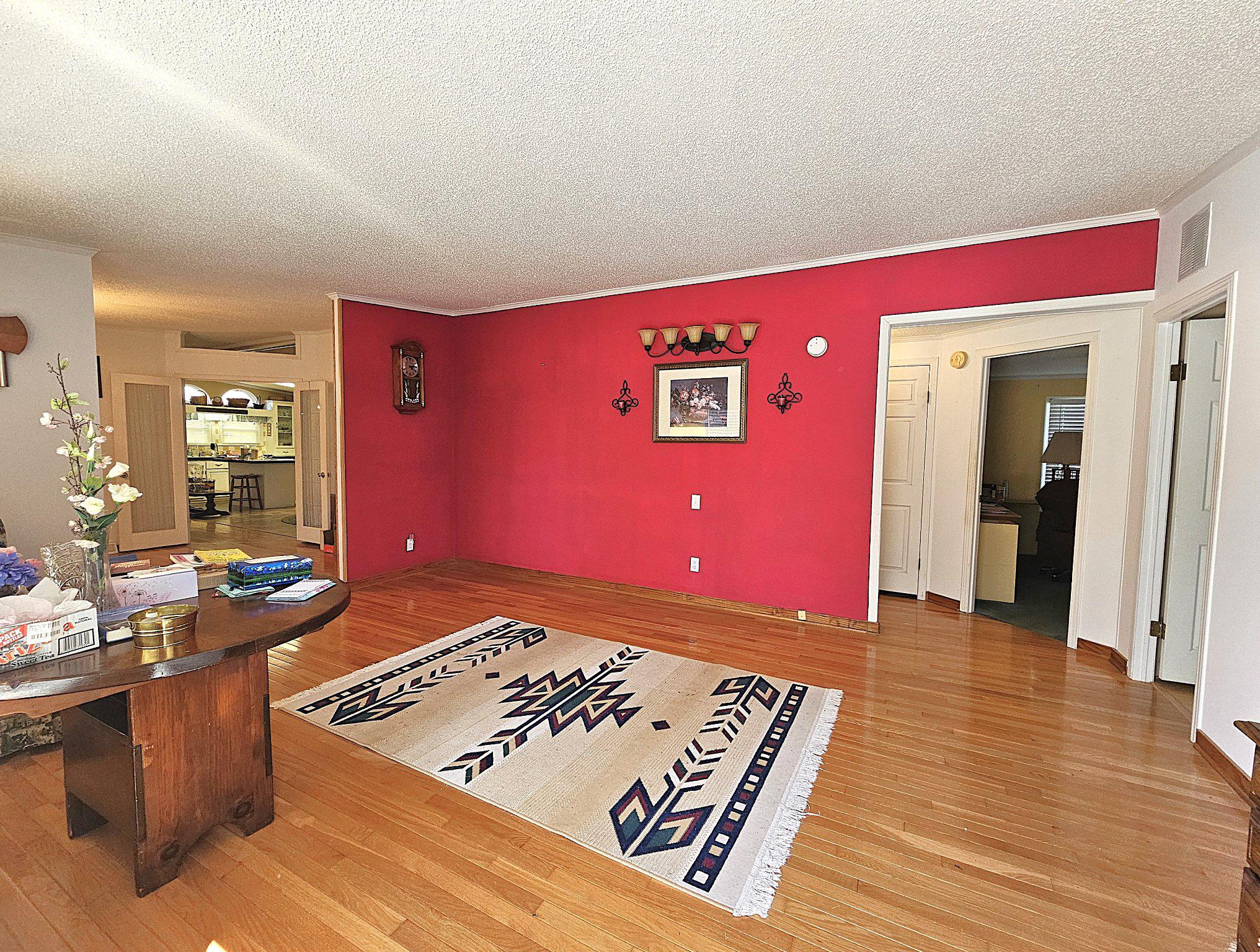 147 Old County Road Mineral, VA 23117 - Photo 14 of 35 Vibrant living room entry