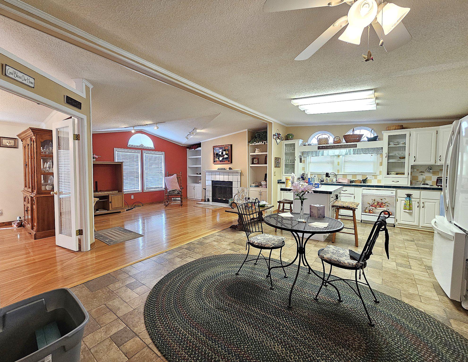 147 Old County Road Mineral, VA 23117 - Photo 16 of 35 Spacious open-concept living area