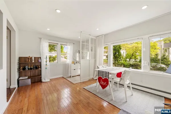 $5,200 | 3 Burton Place, Cresskill, NJ 07626
