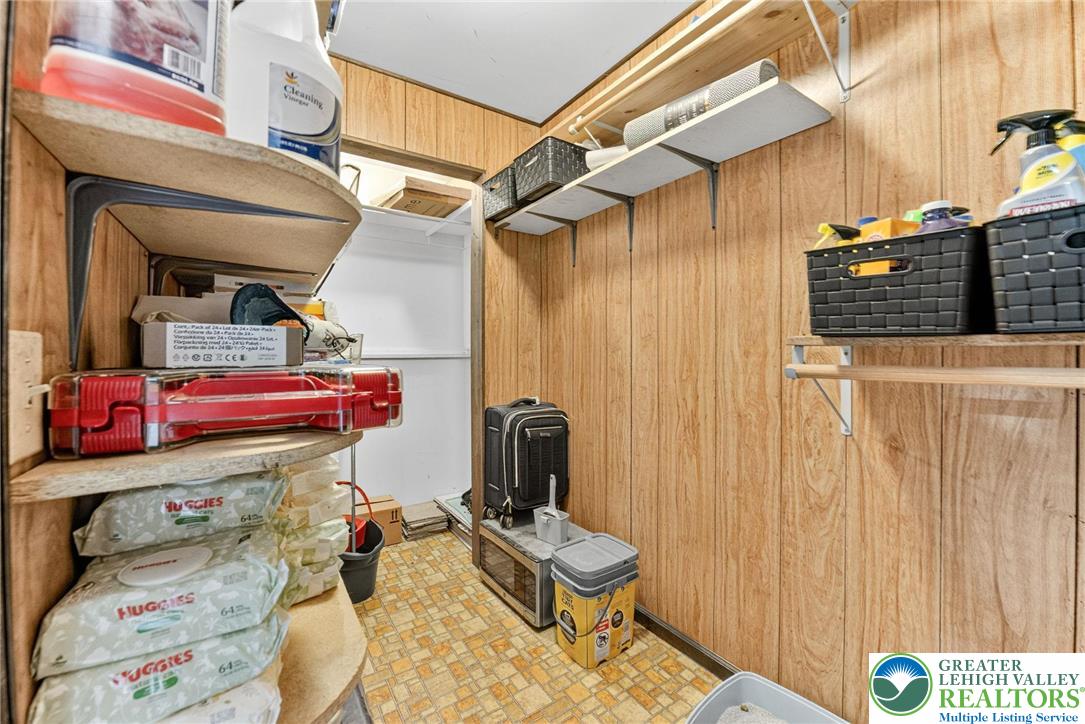394 Manor Drive Nazareth, PA 18064 - Photo 34 of 44 a utility room with dryer and washer