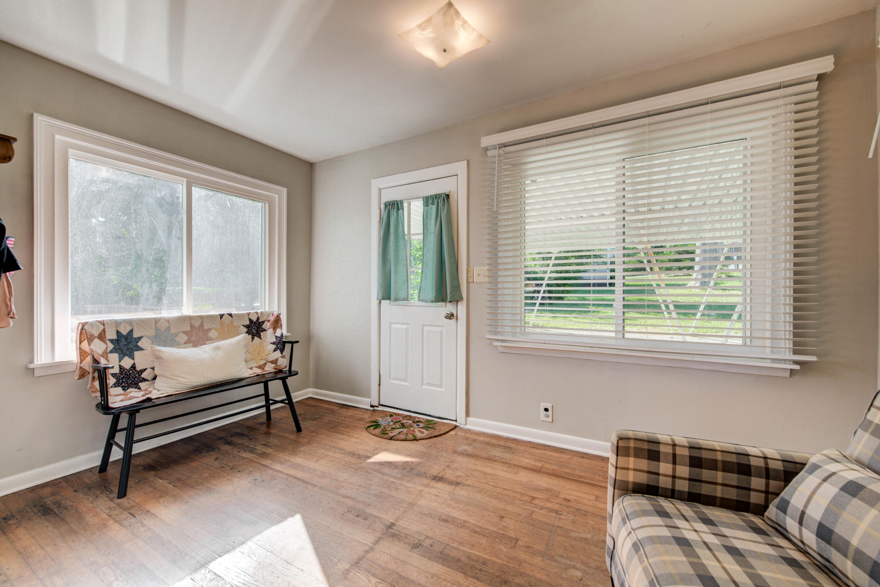 5004 Clover Road Knoxville, TN 37912 - Photo 5 of 33 5