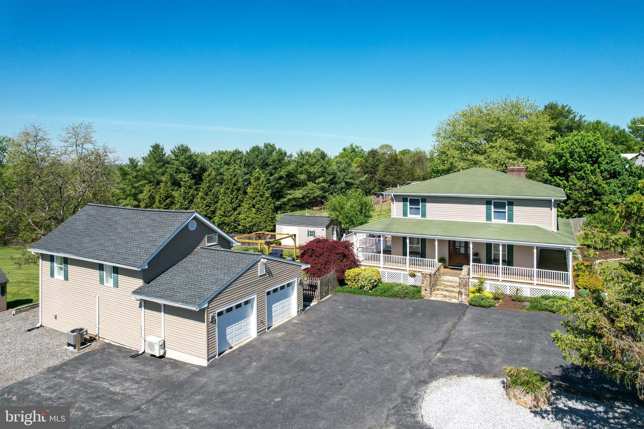 Welcome to 3046 Sykesville Rd (pro inside soon)