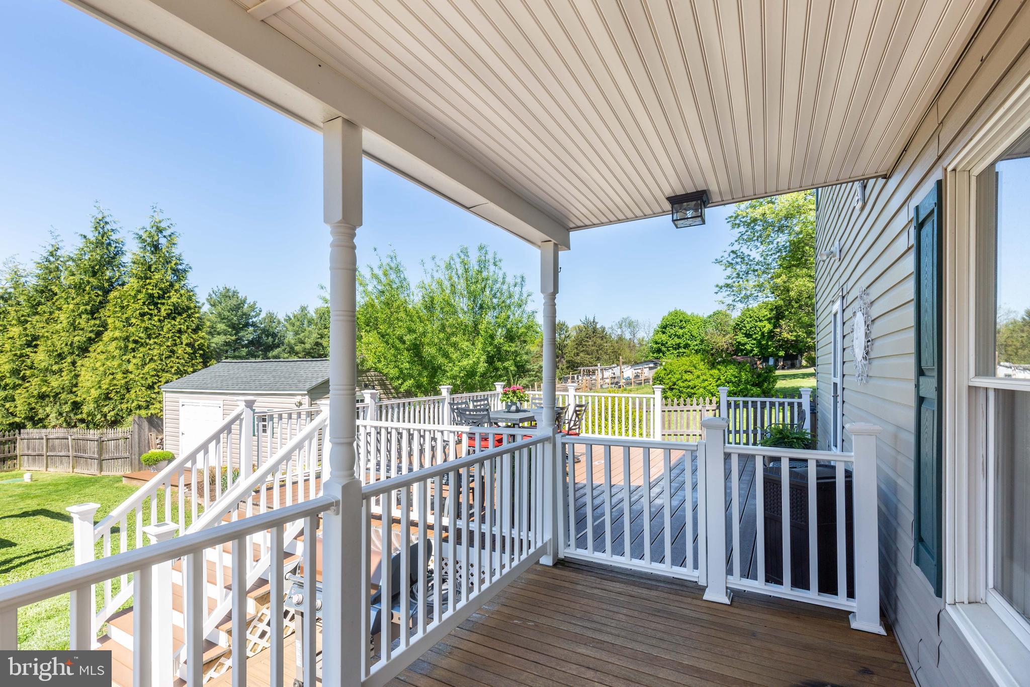 3046 Sykesville Road Westminster, MD 21157 - Photo 13 of 22 Porch view