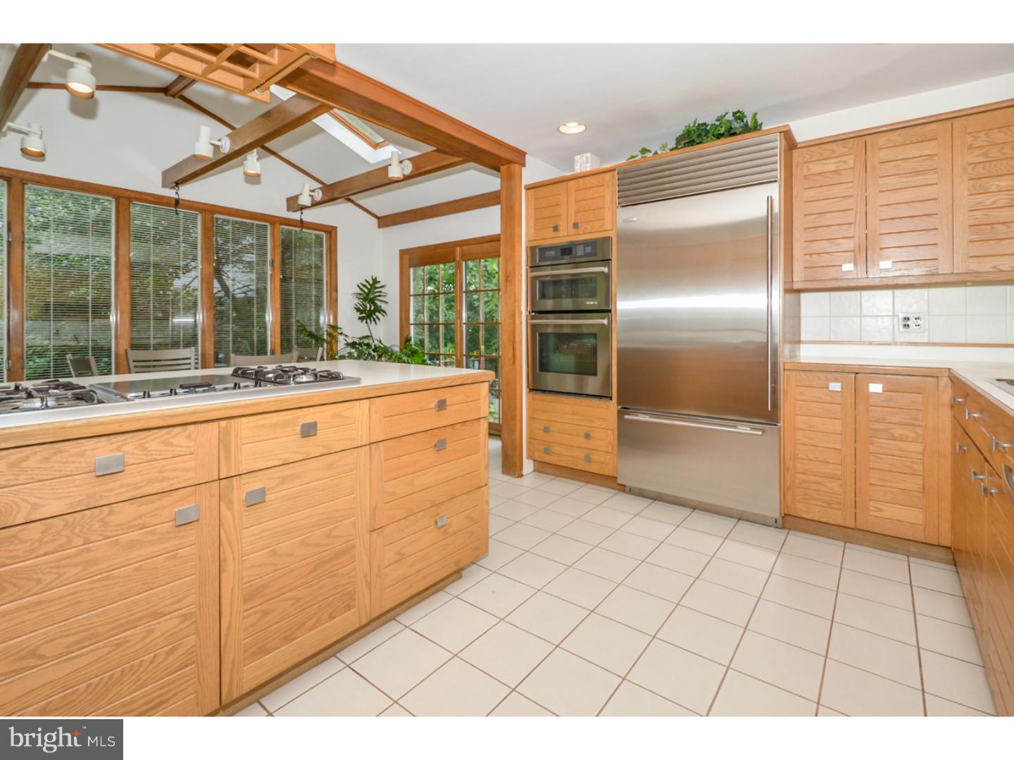 1470 Huntingdon Road Abington, PA 19001 - Photo 11 of 25 Kitchen