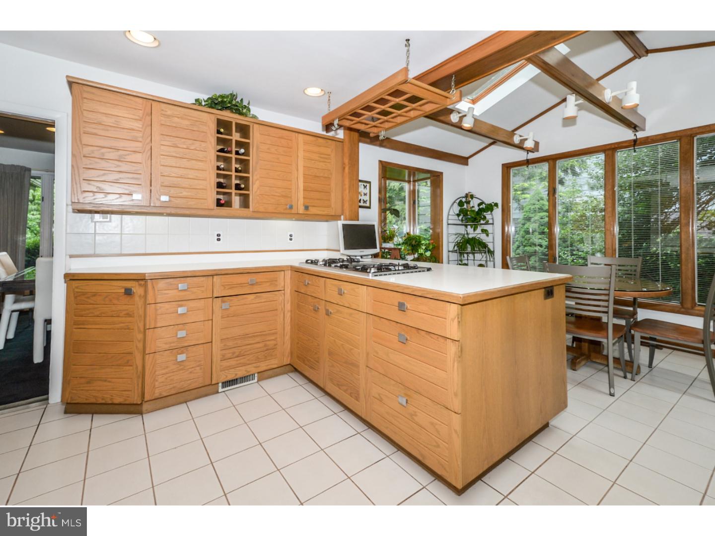 1470 Huntingdon Road Abington, PA 19001 - Photo 13 of 25 Kitchen