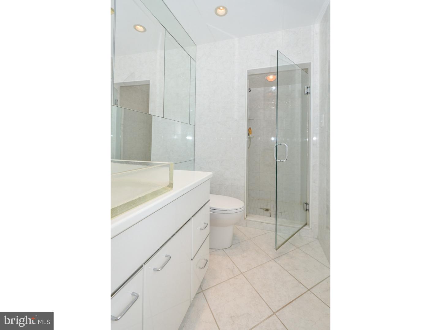 1470 Huntingdon Road Abington, PA 19001 - Photo 21 of 25 Master Bathroom