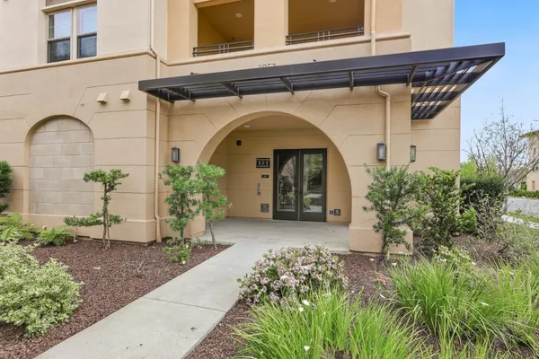 $1,288,000 | 1053 Dewberry Place, Unit 304, San Jose, CA 95131