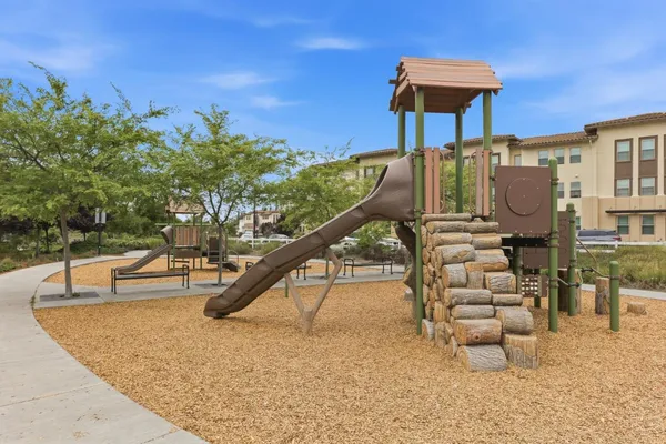 $1,288,000 | 1053 Dewberry Place, Unit 304, San Jose, CA 95131