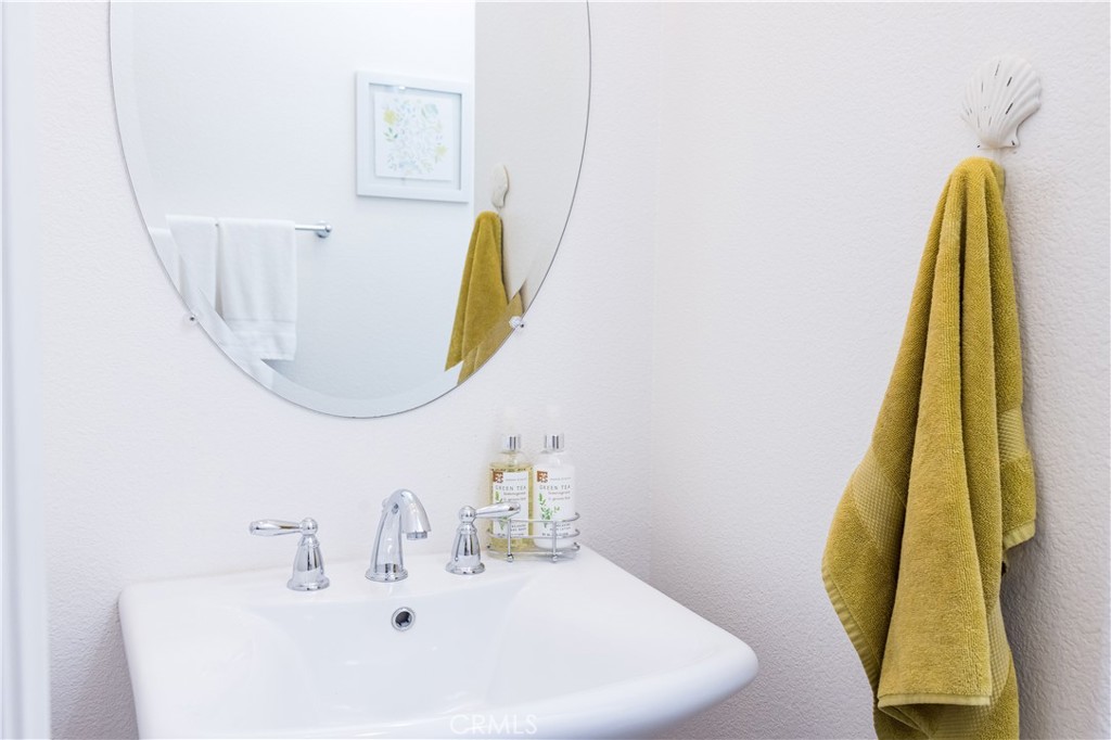 2245 Rolling River Lane, Unit 5 Simi Valley, CA 93063 - Photo 14 of 53