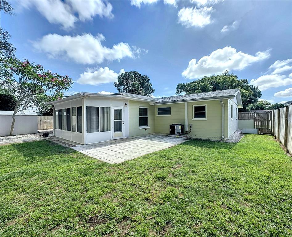 7610 117th Street Seminole, FL 33772 - Photo 40 of 64