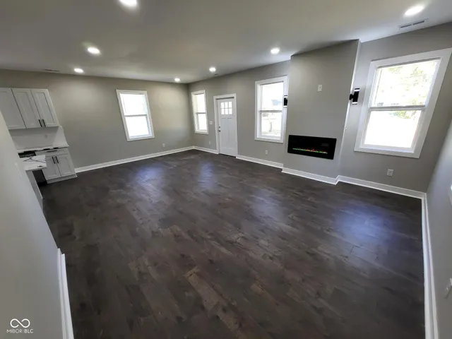 $1,850 | 1433 West Pruitt Street, Indianapolis, IN 46208