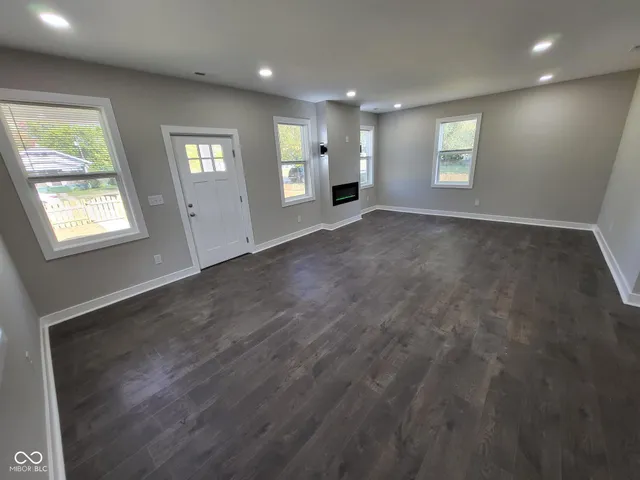 $1,850 | 1433 West Pruitt Street, Indianapolis, IN 46208