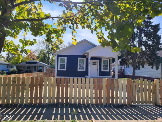 $1,850 | 1433 West Pruitt Street, Indianapolis, IN 46208