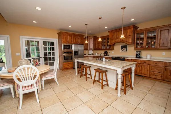$849,900 | 241 Cottonwood Cove, Lynd, MN 56157