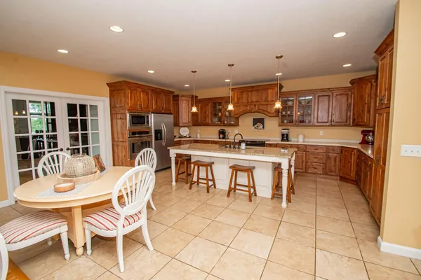 $849,900 | 241 Cottonwood Cove, Lynd, MN 56157