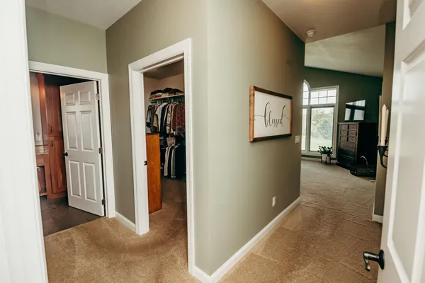 $849,900 | 241 Cottonwood Cove, Lynd, MN 56157
