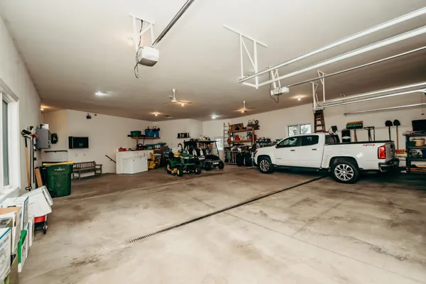 $849,900 | 241 Cottonwood Cove, Lynd, MN 56157