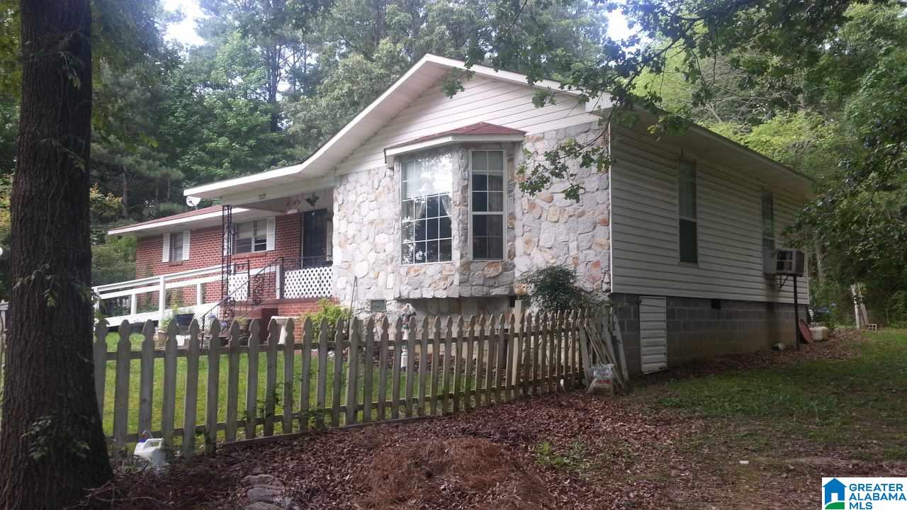 5228 Renfroe Road Talladega, AL 35160 - Photo 2 of 4