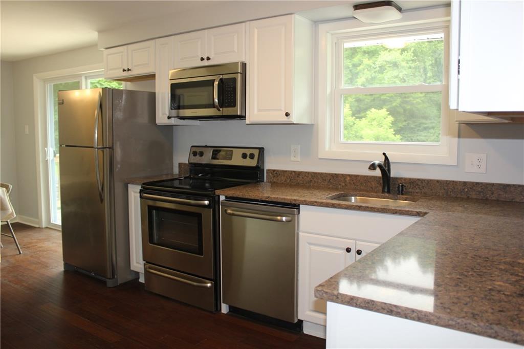 285 Lisbon Road Industry, PA 15052 - Photo 9 of 23