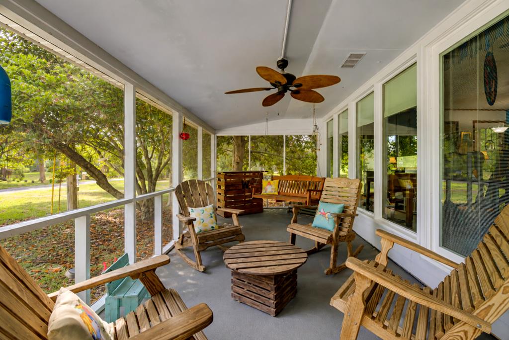 5290 Lakeview Road Chincoteague Island, VA 23336 - Photo 6 of 54
