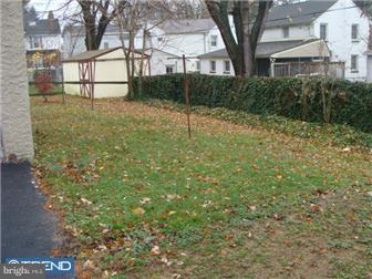 1026 Lamb Road Secane, PA 19018 - Photo 10 of 11 Exterior Back