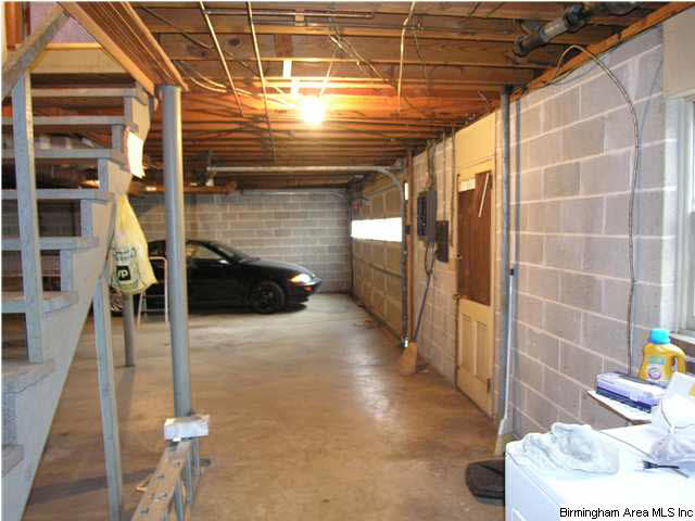97 Windhaven Road Birmingham, AL 35209 - Photo 12 of 13