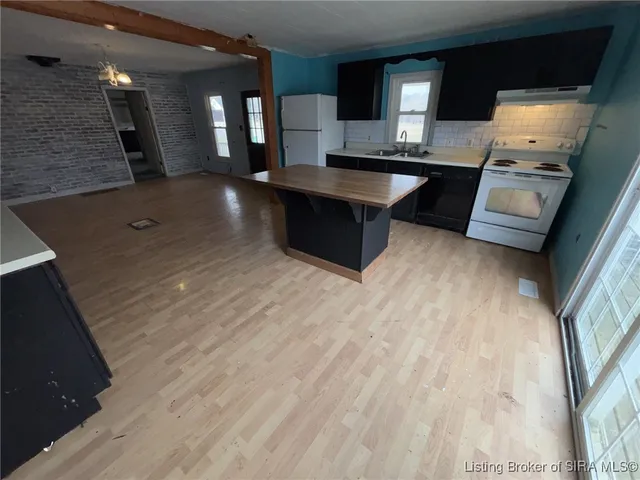 $81,000 | 108 Harrison Avenue Northwest, Depauw, IN 47115